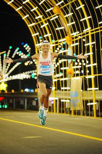 BIB: 40591
                            <button type="button" onclick="openModal(22806763)" class="btn btn-primary btn-sm float-right btn-popup" data-toggle="modal" data-target=".modal-high-quality">
                        <i class="fas fa-shopping-cart"></i> Add to Cart
                    </button>
                                            <button type="button" onclick="isThisMe(22806763, true)" class="btn btn-success btn-sm float-right btn-popup btn-isme hidden" data-toggle="tooltip" data-placement="bottom" title="นี่คือรูปของคุณใช่ไหม คลิกที่นี่เพื่อเอาเข้าอัลบั้ม">
                        <i class="fas fa-plus"></i> Add to album
                    </button>
                    <button type="button" onclick="isThisMe(22806763, false)" class="btn btn-warning btn-sm float-right btn-popup btn-isnotme hidden">
                        <i class="fas fa-ban"></i> Remove from album
                    </button>